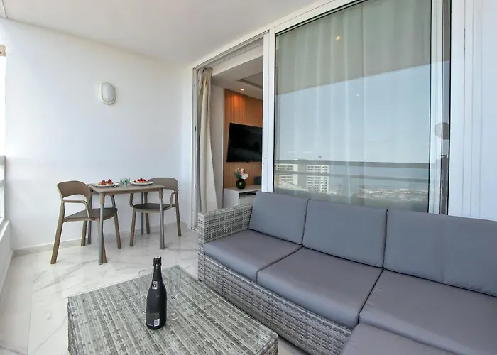 Appartement Stylish Modern With Ocean View And Pools, 1001, Ponderosa