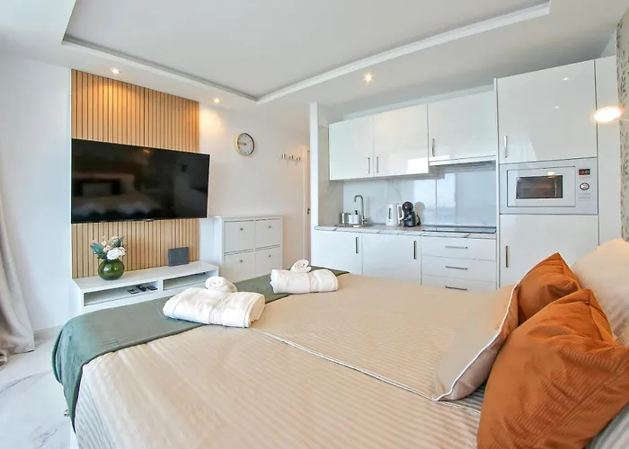 Lägenhet Stylish Modern With Ocean View And Pools, 1001, Ponderosa Playa de las Americas (Tenerife)